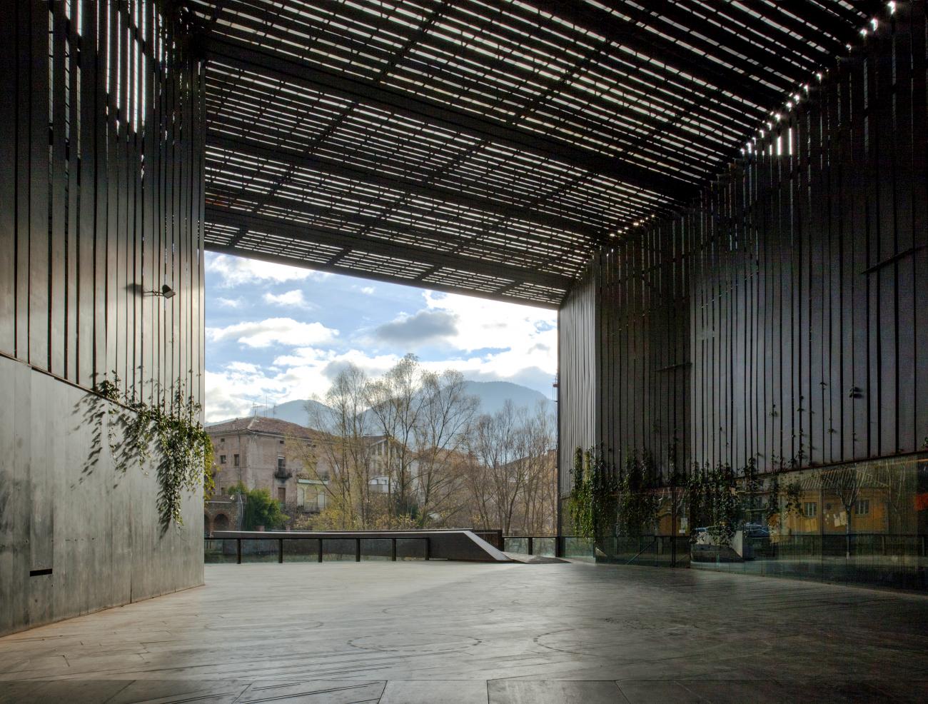 アート・デザイン・音楽 RCR Aranda Pigem Vilalta Arquitectes Rafael Aranda, Carme Pigem, and Ramon Vilalta | History