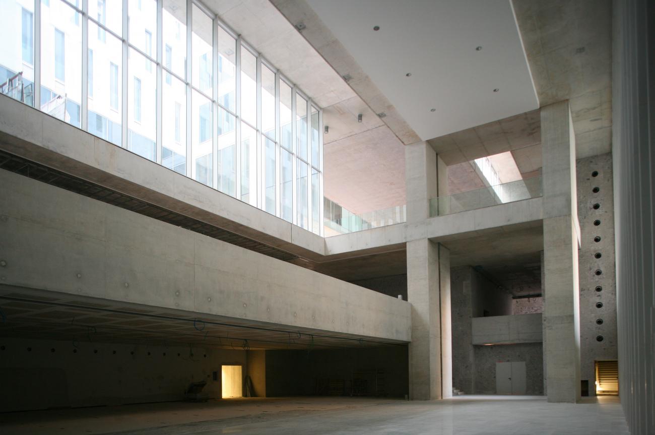 Universita Luigi Bocconi
